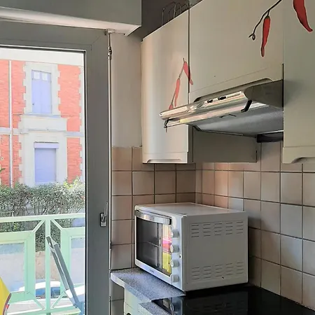 Apartman T3 Avec Parking, Proche Centre Et - - Fr-1-319-492