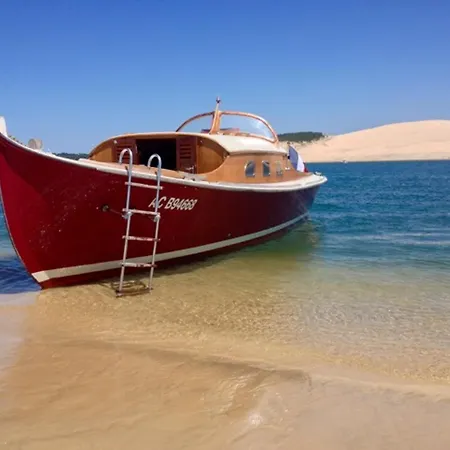 T3 Avec Parking, Proche Centre Et - - Fr-1-319-492 Apartment